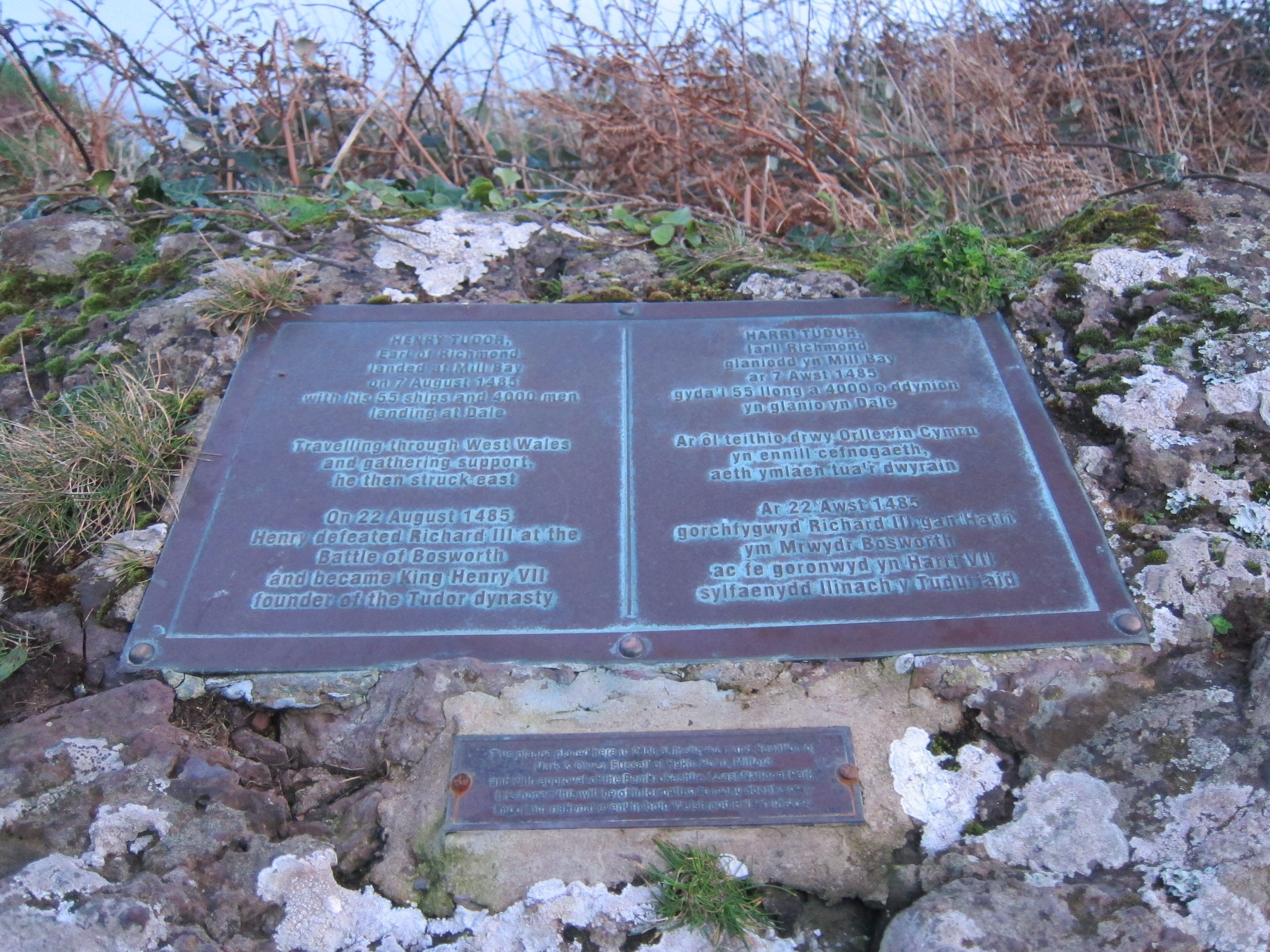 Plaque commemorating landing of Henry, Earl of Richmond.